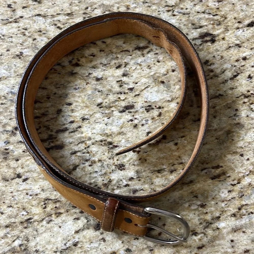 SILVER CREEK Brown Leather belt size 44”